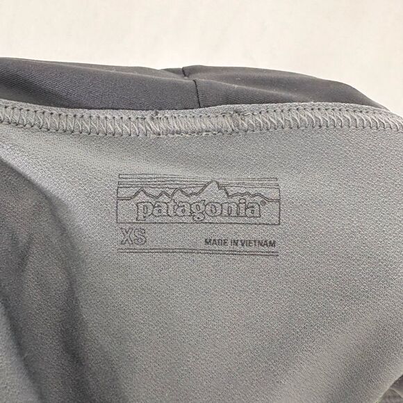 Patagonia Black Athletic Shorts w/ Built in Liner Size XS - Picture 11 of 12